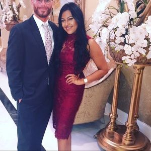 Wine lace midi dress